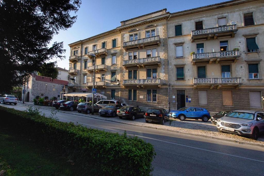 Sophie The Center Of The Old Town Apartment Zadar Bagian luar foto