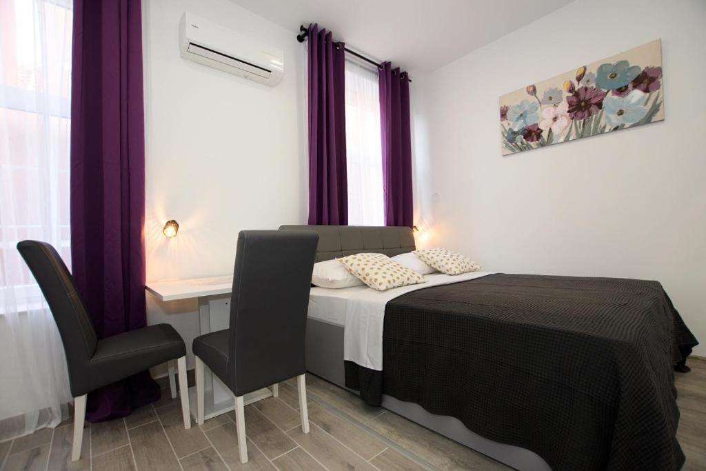 Sophie The Center Of The Old Town Apartment Zadar Bagian luar foto