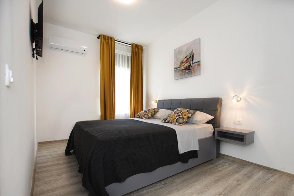 Sophie The Center Of The Old Town Apartment Zadar Bagian luar foto