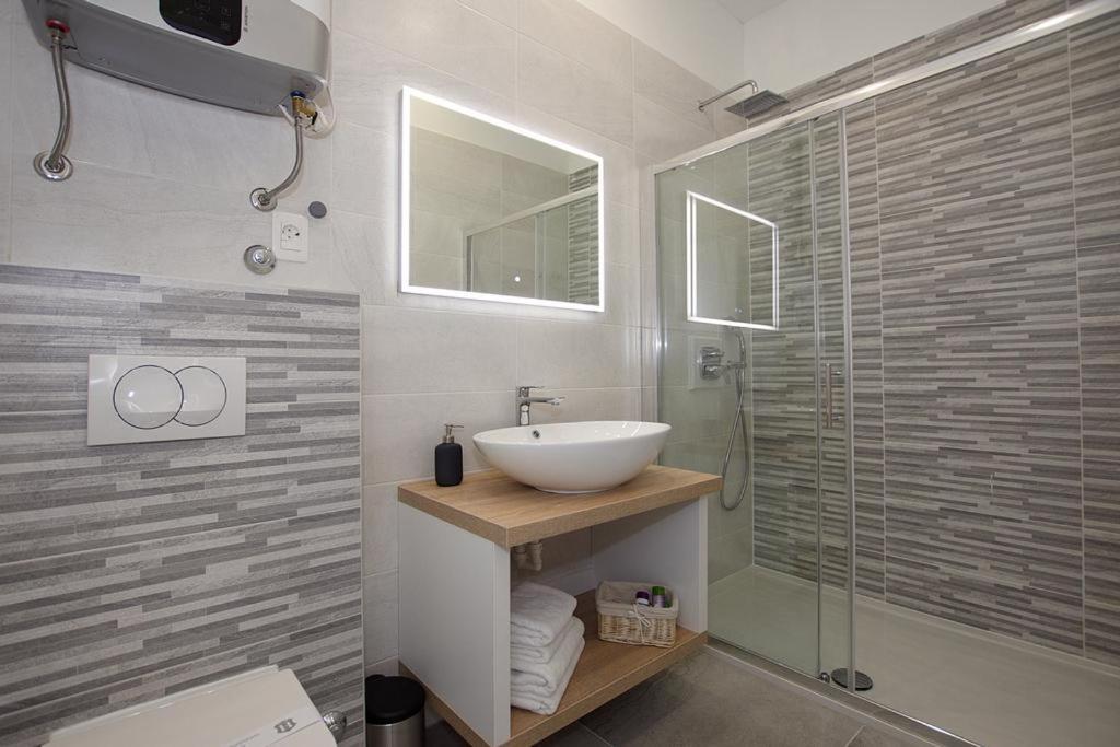 Sophie The Center Of The Old Town Apartment Zadar Bagian luar foto